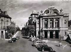 63 Chatel Guyon Le Theatre et l Avenue Baraduc